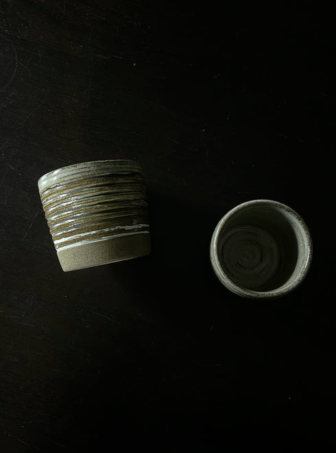 10 COFFEE MUGS BROWN/BEIGE/BLACK
